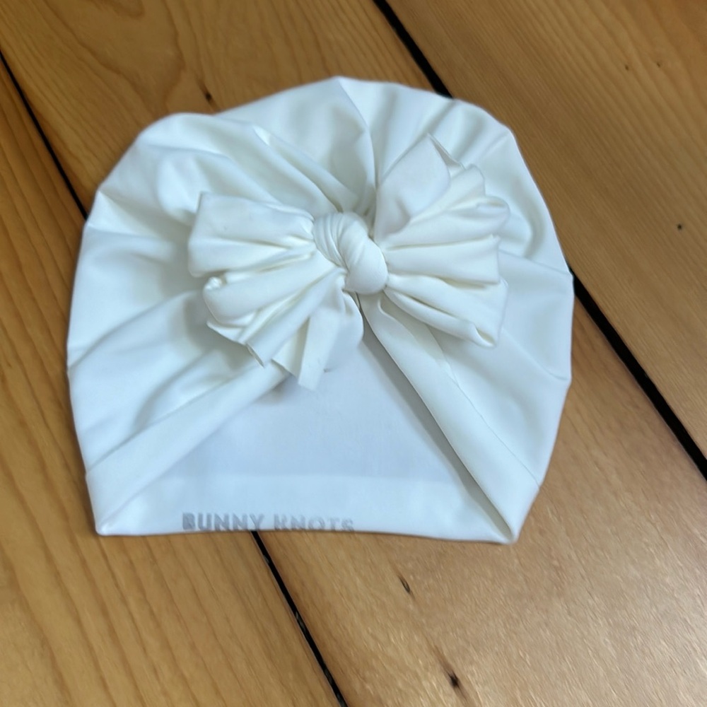 White Bunny Knots Baby Hat UPF50